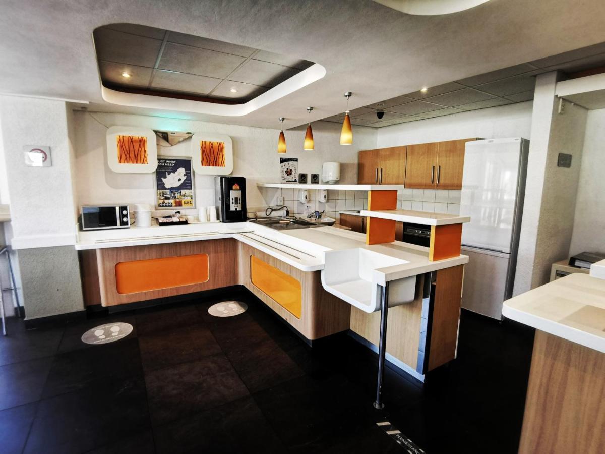Hotel Sun1 Bloemfontein Extérieur photo